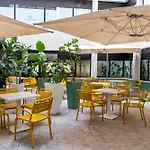 Hotel The Caesar