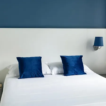 Hotel The Caesar 4*
