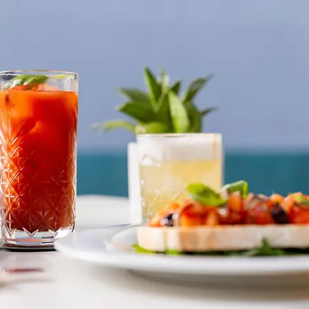 Hotel The Caesar 4*