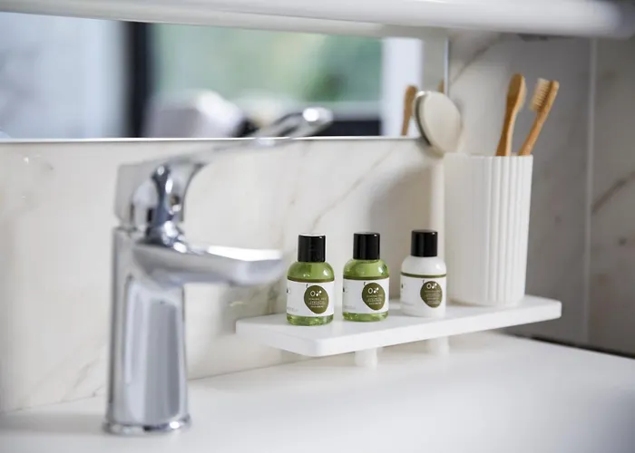 The Caesar 호텔 4*