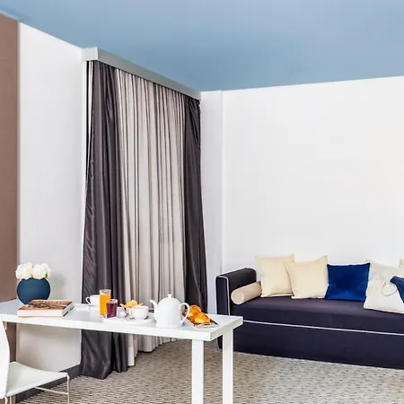 ホテル The Caesar ローマ