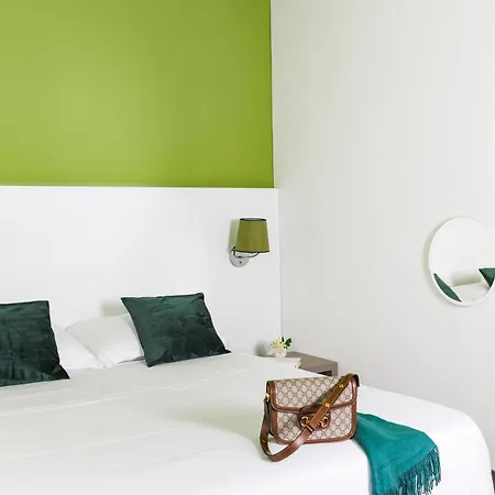 Hotel The Caesar 4*