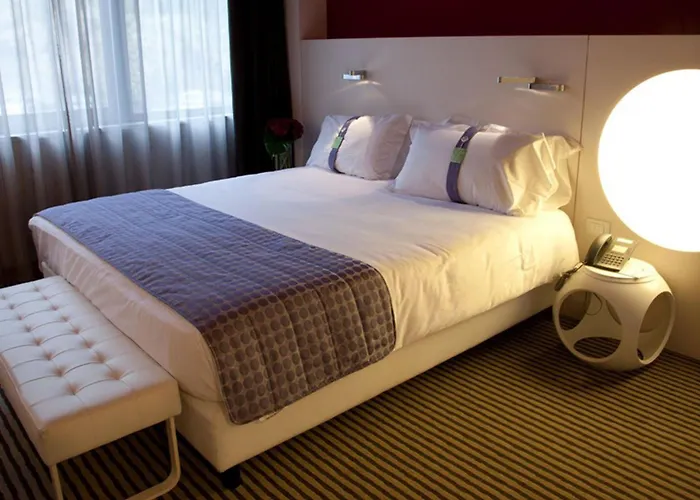 Hotell The Caesar 4*